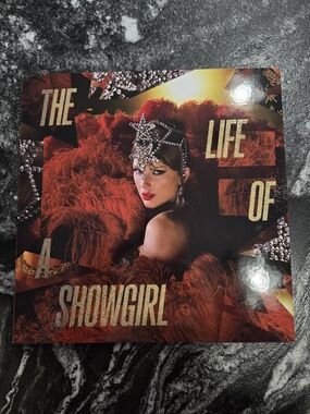 TAYLOR SWIFT The Life of a Showgirl "UNDER BRIGHT LIGHTS" EDITION
